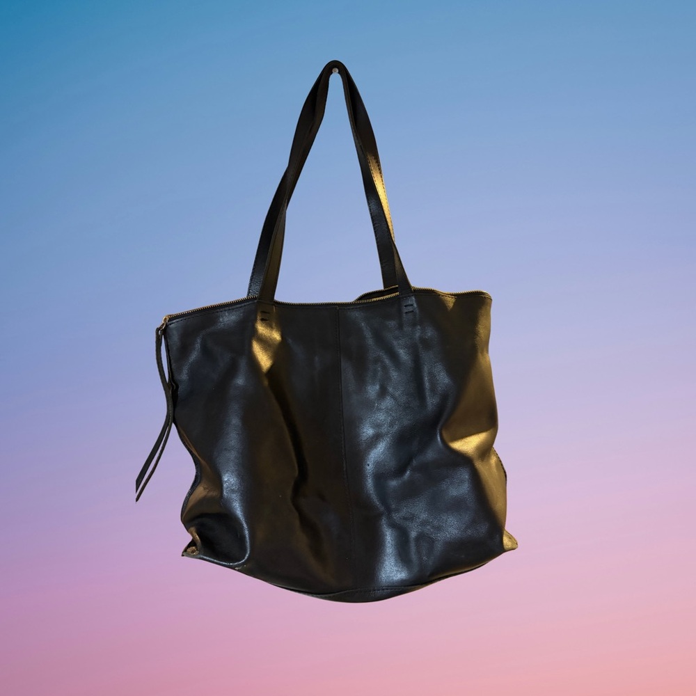 Raven & Lily Black Leather Weekender Bag
